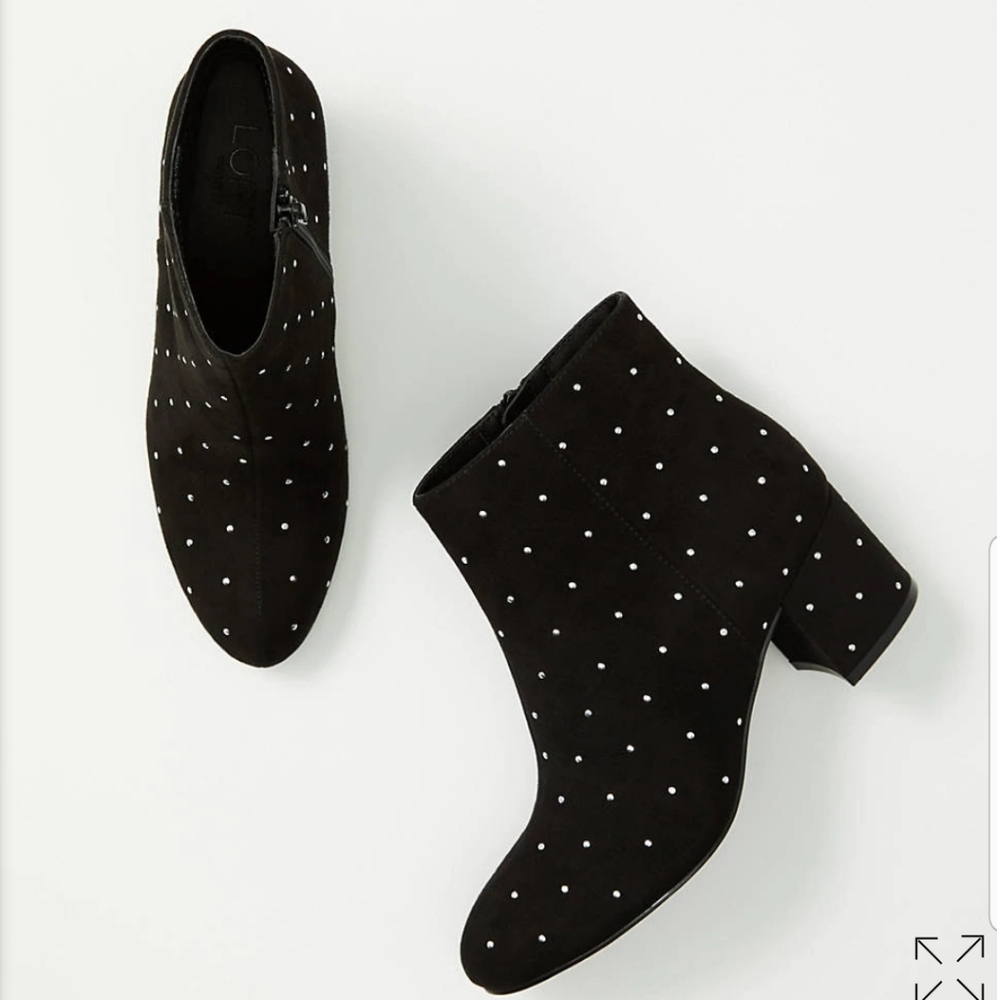 Black booties with small heel